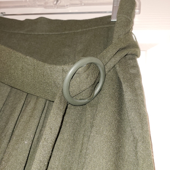 Talbots Vintage olive wool pleated skirt Sz 12 W - Picture 3 of 9